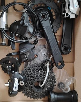 Gruppo Shimano Altus