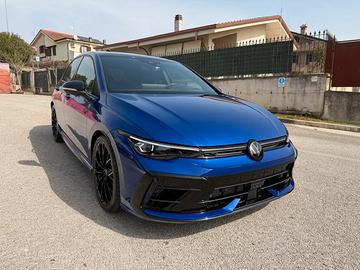 Volkswagen Golf R/2.0/DSG/4MOTION/BLACK EDITION/HE