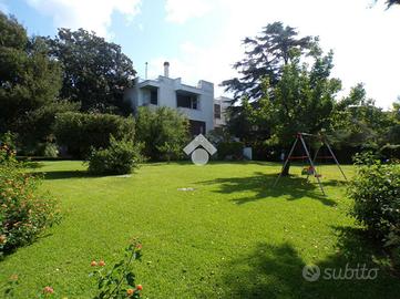 VILLA SINGOLA A ANZIO