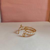 Bracciale regolabile con perle