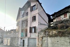 CASA SEMINDIPENDENTE A MONASTERO DI LANZO