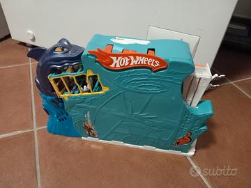 gioco hot wheels da portare via