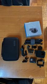 GOPRO HERO 7 BLACK + ACCESSORI