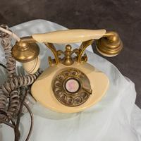 telefono particolare di bachelite