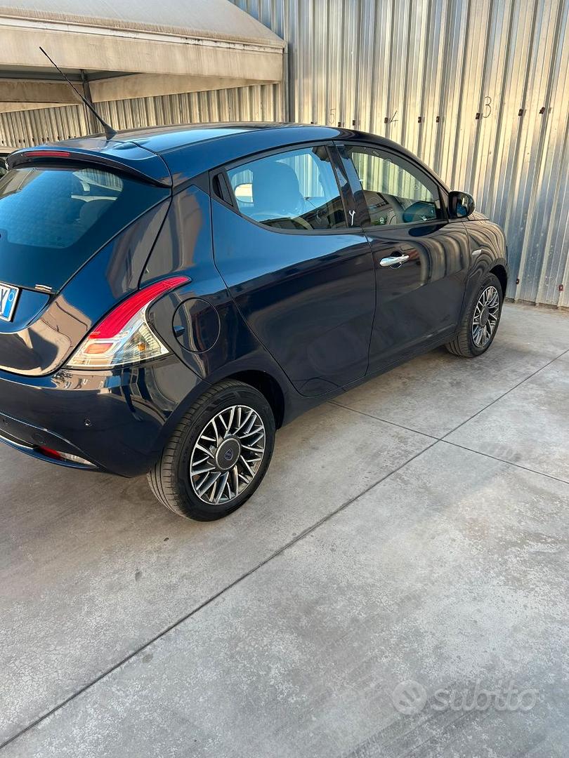 Lancia Ypsilon 2016 photo 4