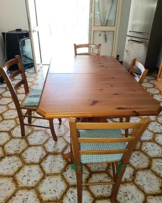 credenza più tavolo e sedie in massello