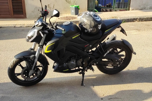 Moto keeway rkf 125 + scarico