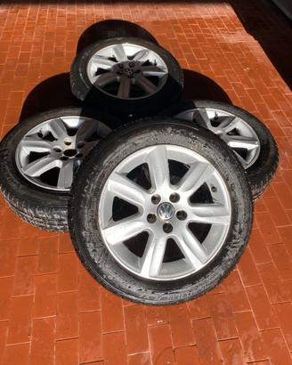 4 cerchi in lega VW Polo 6R 15"+gomme 185/60/R15