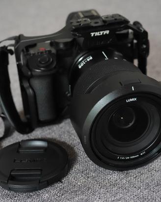 Panasonic Lumix S5 II + 24-105mm f/4 e accessori