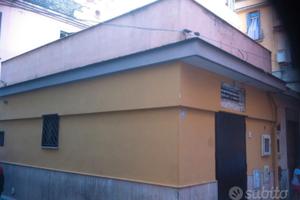 Locale porto Pozzuoli