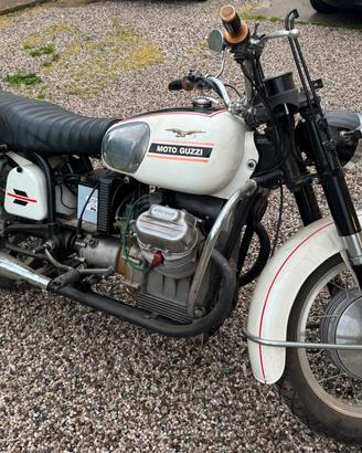 MOTO GUZZI