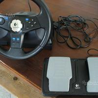 Volante + pedaliera Logitech per Play Station 2