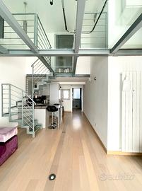 Appartamento su due livelli di design