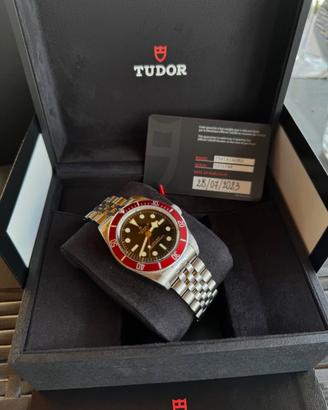 Tudor black bay 41 ghiera rossa