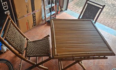tavolo pieghevole con due sedie bambu in legno 