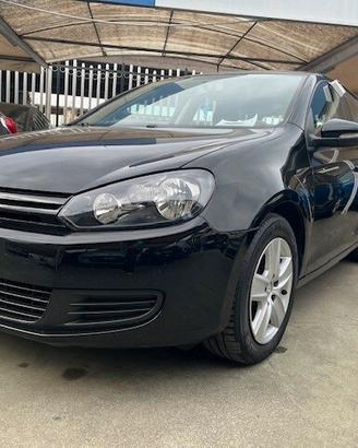 VOLKSWAGEN GOLF SESTA SERIE 1,6 DIESEL NAVIGATORE.