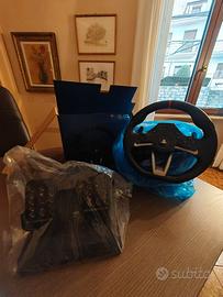 Volante con pedaliera per PS 4