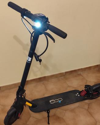 Monopattino Fiat 500 ruote 10 pollici 