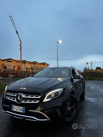 Mercedes-benz GLA 180 d Premium