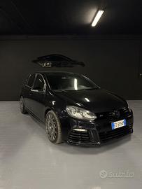 Volkswagen Golf 2.0 TSI 4mot. 5p. R