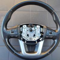 Volante in pelle per Kia Rio 2015.