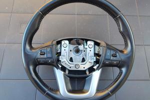 Volante in pelle per Kia Rio 2015.