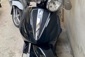 Piaggio Beverly 250 - 2007