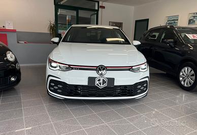 Volkswagen Golf GTI 2.0 TSI TCR DSG 5p. BlueMotion