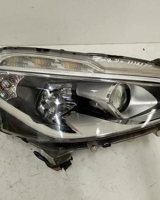 Faro ant. destro Peugeot 208 (2015 - 2020)