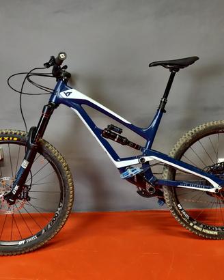YT industries Capra AL base 2019