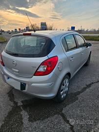 Opel Corsa 1.3 diesel  75 cv