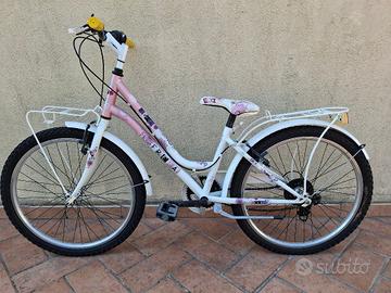 Bicicletta da bambina.