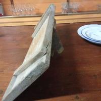Antico Stricaturo in Legno con Porta Saponetta