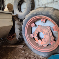 Cerchi e flange per trattore OM