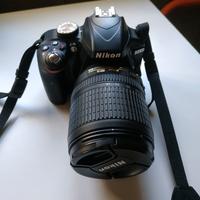 Nikon d3300 con obiettivo 18-105