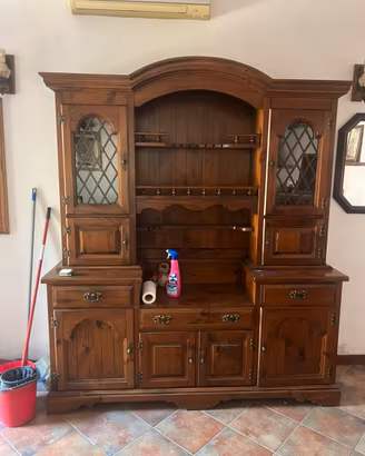 Credenza