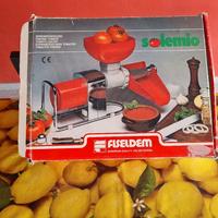 macchina per conserva pomodoro