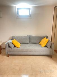 Divano letto a due piazze – come nuovo