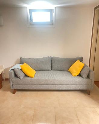 Divano letto a due piazze – come nuovo