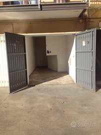 Piccolo garage Piacenza