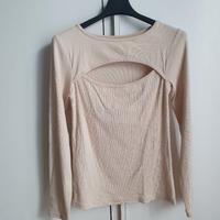Top beige-Maniche lunghe-Apertura frontale
