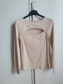 Top beige-Maniche lunghe-Apertura frontale