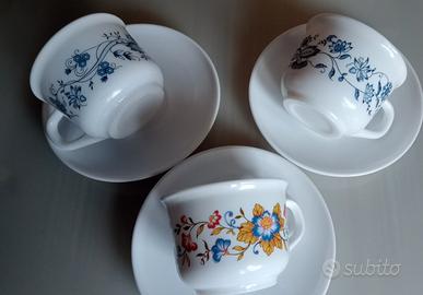 Tre tazze Arcopal.Francia.