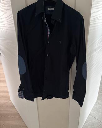 Camicia uomo blu con toppe azzurre