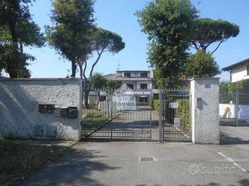 PORZIONE DI TRIFAMILIARE A COMACCHIO
