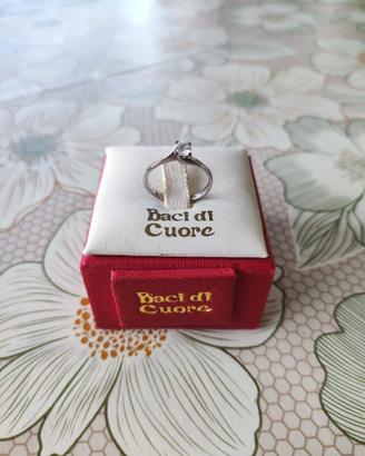 Anello solitario oro bianco 9kt con zircone