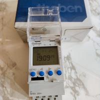 INTERRUTTORE ORARIO THEBEN TR610 TOP 2