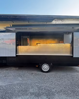 Iveco Daily Food Truck