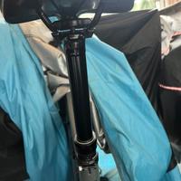 Reggisela telescopico con accessori, prezzo tratta