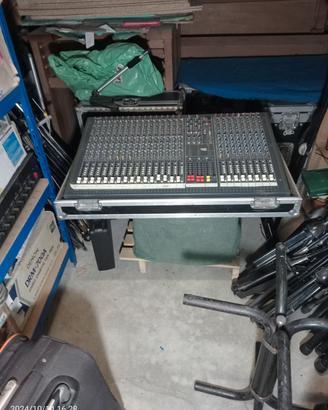 mixer con flaycase+ reverbero